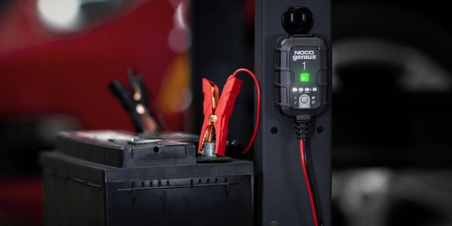 NOCO 6V & 12V 1 AMP SMART BATTERY CHARGER