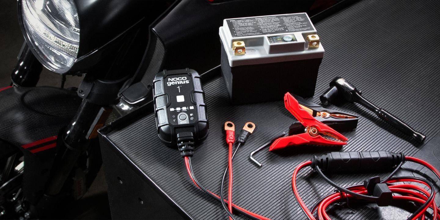 NOCO 6V & 12V 1 AMP SMART BATTERY CHARGER
