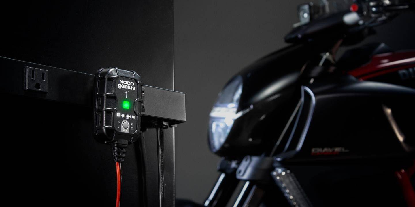 NOCO 6V & 12V 1 AMP SMART BATTERY CHARGER